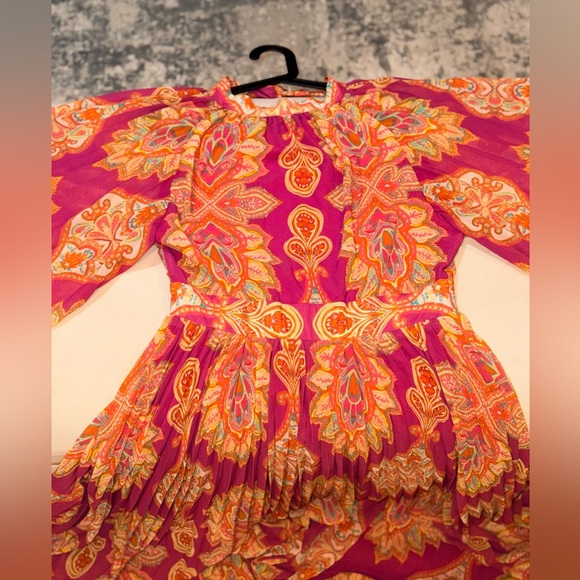 NWT High Neck Pink and Orange Paisley Pleated Open Back Maxi Dress Size XL - Picture 7 of 14